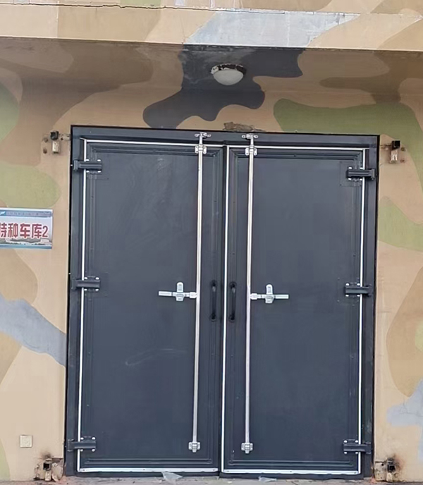 乌鲁木齐工业平开门