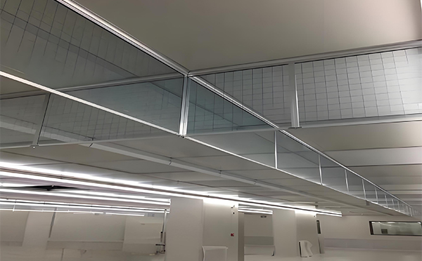 乌鲁木齐玻璃挡烟垂壁