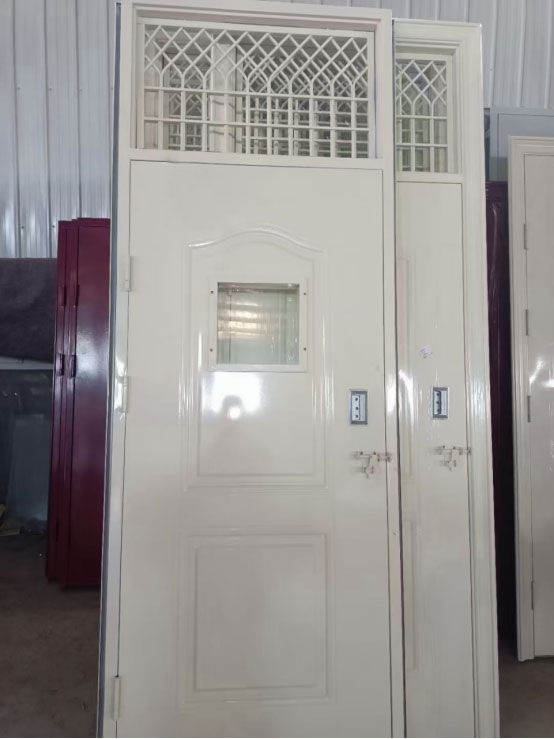 乌鲁木齐学校教室门