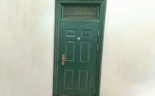 乌鲁木齐学校教室门