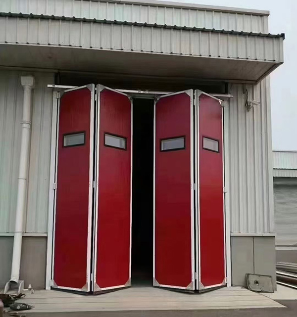 乌鲁木齐工业折叠门在大型装配车间出入口的应用实例